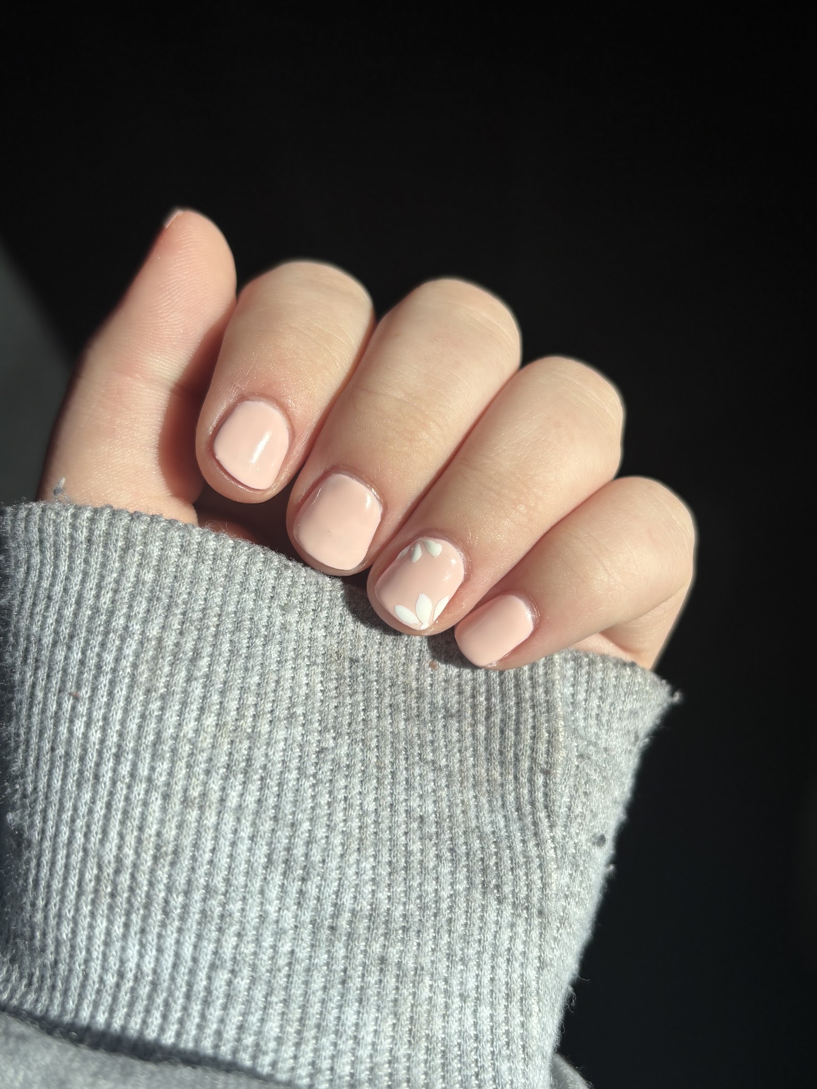 Glory Nail Spa logo